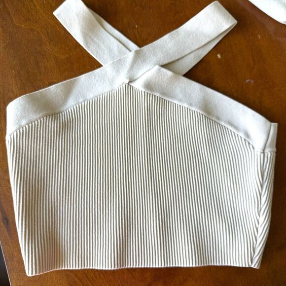 Aritzia Babaton Sculpt Knit CrissCross Cropped Tank Top Women's Size Large - Picture 2 of 5